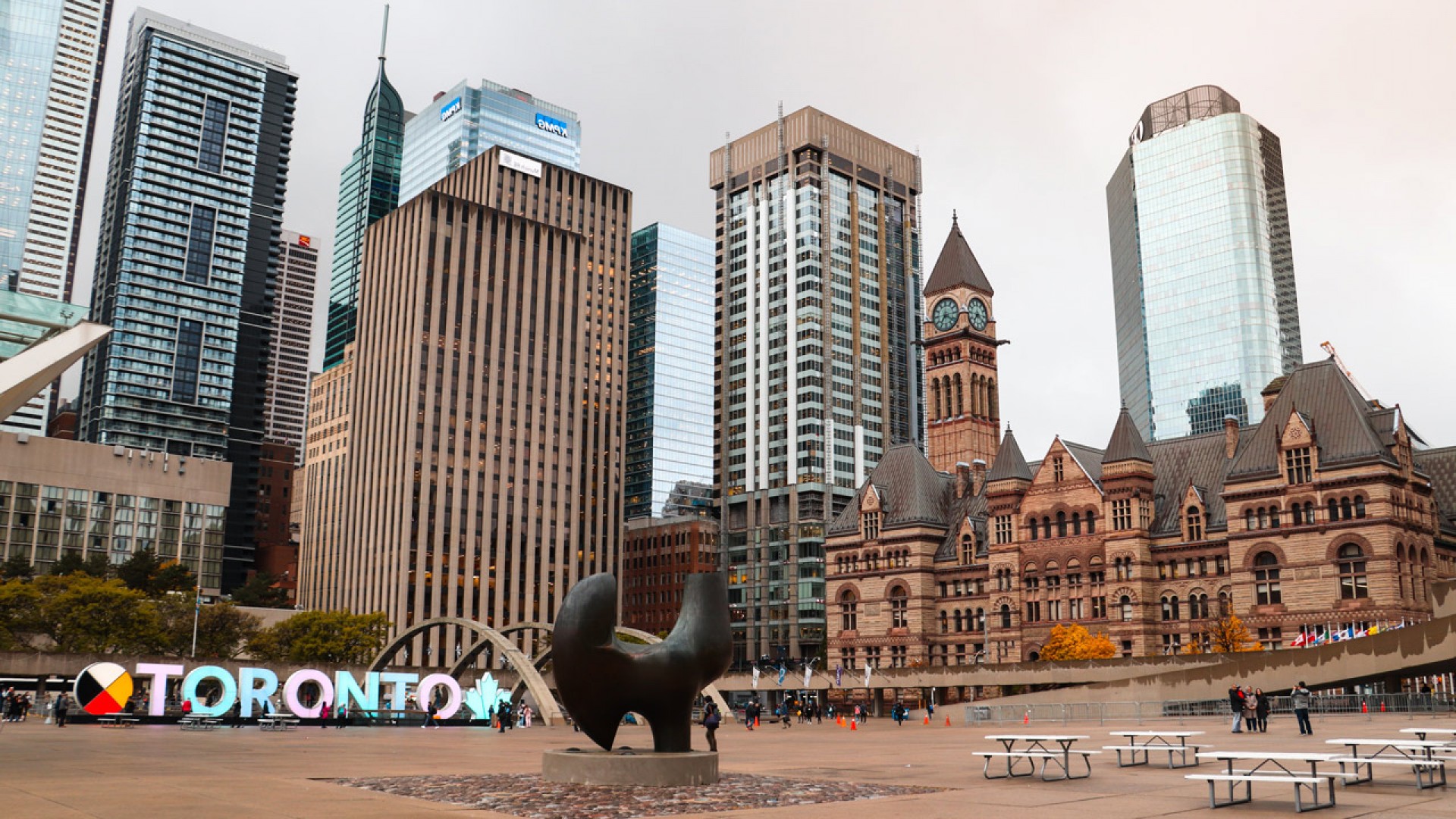 Kinh nghiệm du học Canada: 4 địa điểm giúp kết bạn mới hiệu quả tại Toronto