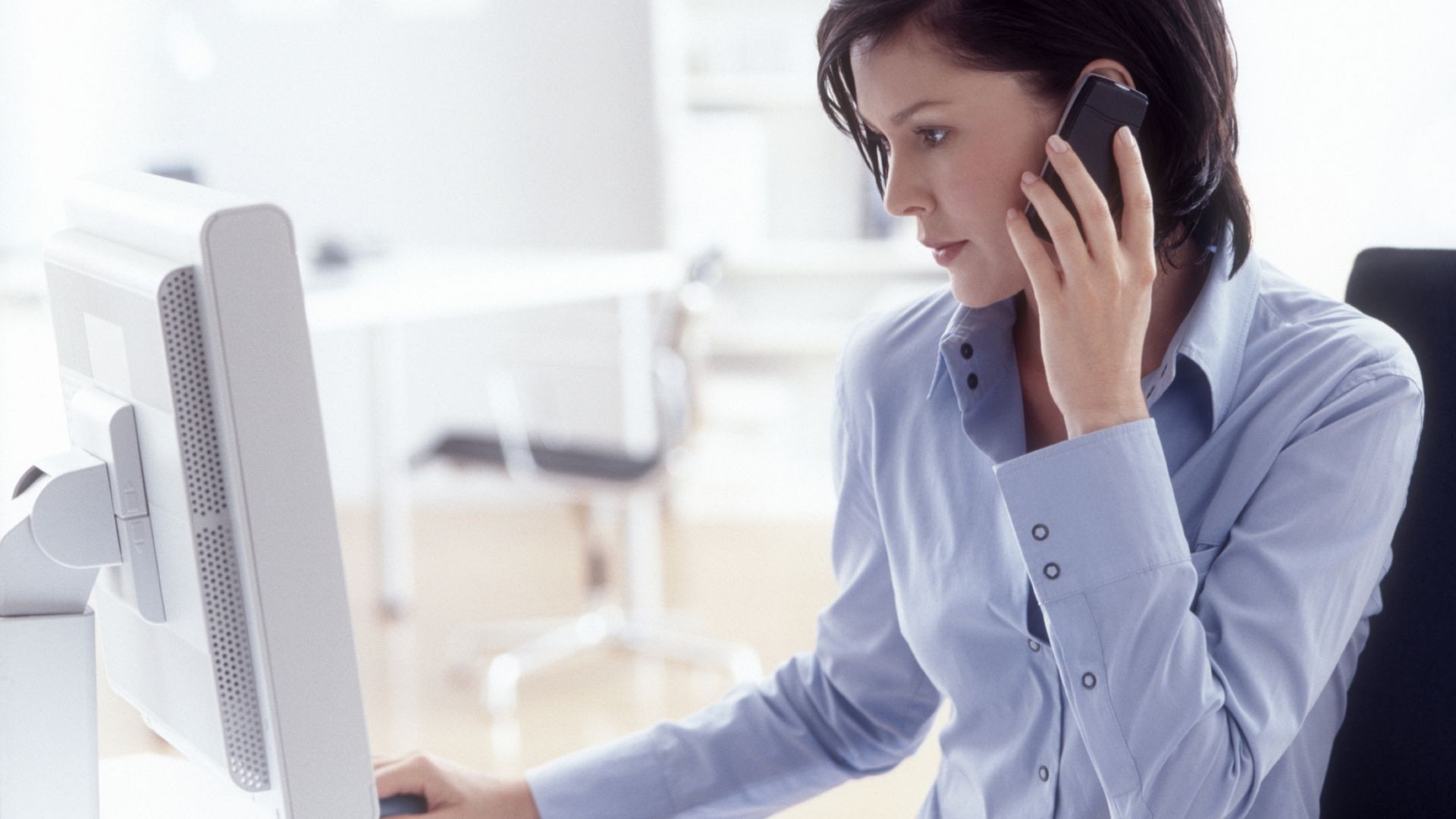 6 cách cải thiện kỹ năng giao tiếp qua điện thoại trong kinh doanh