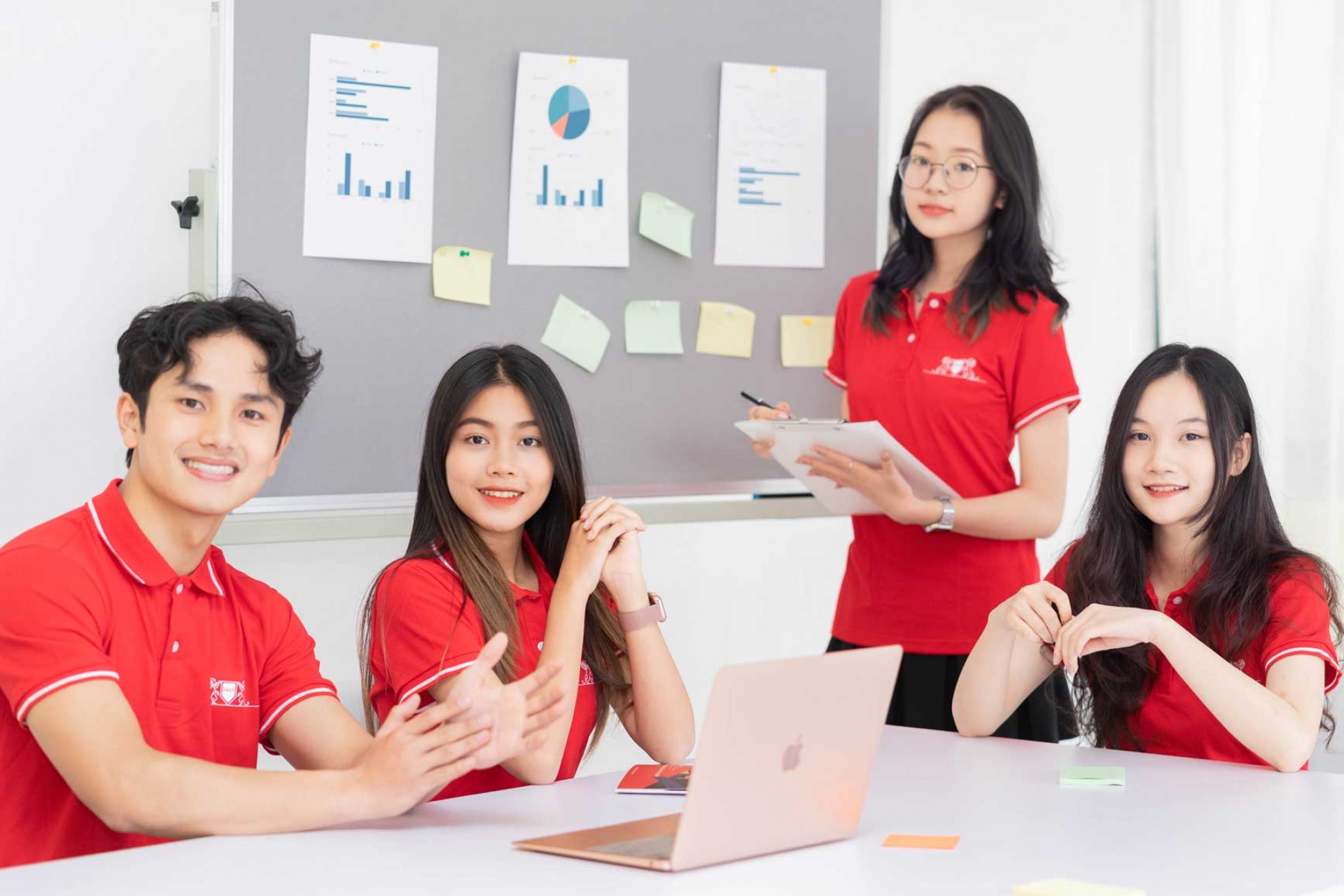 KKR đầu tư vào EQuest một tập đoàn giáo dục hàng đầu tại Việt Nam
