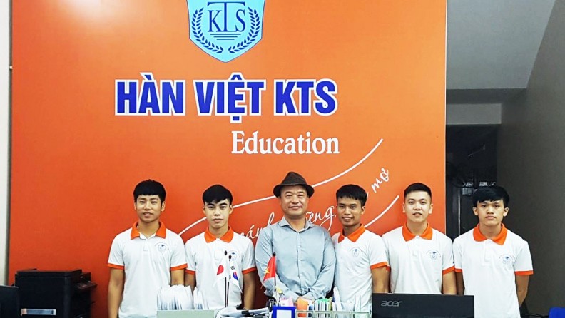 Trung tâm ngoại ngữ du học Hàn Việt KTS