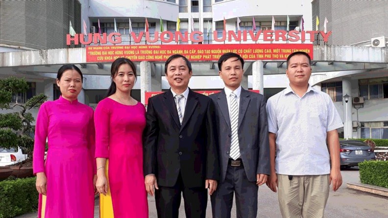 Trung tâm Ngoại ngữ - Tin học trường Đại học Hùng Vương
