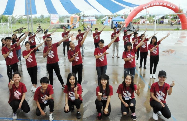 Sinh viên ITC cùng nhau nhảy flashmob