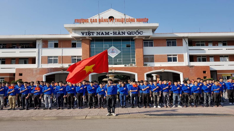 Trường Cao đẳng nghề KTCN Việt Nam - Hàn Quốc
