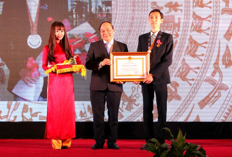 Nguyễn Duy Thanh vinh dự nhận Huân chương Lao động hạng ba