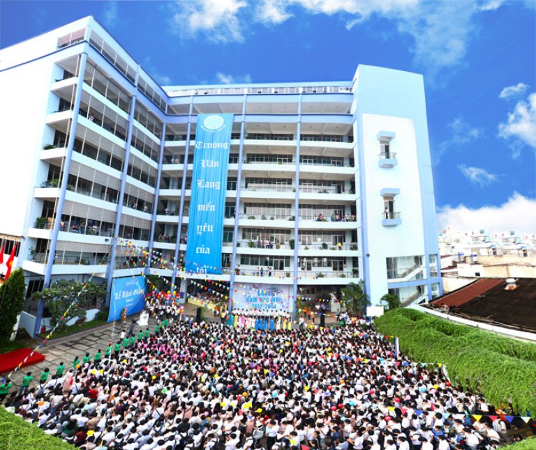 Đại học Văn Lang tưng bừng trong Lễ khai giảng năm học 2016 – 2017